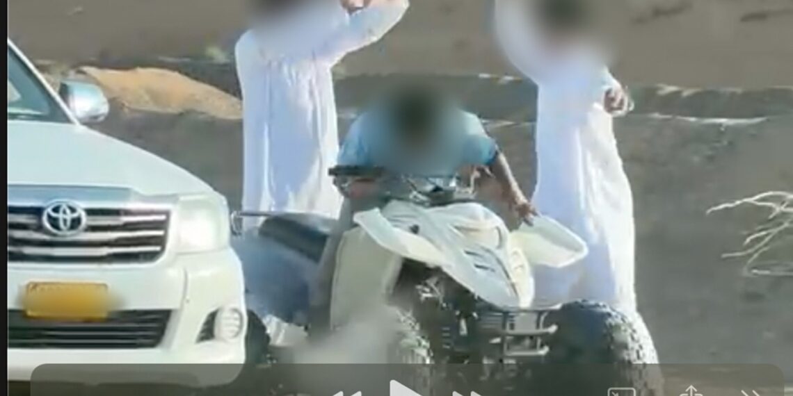 إيقاف شخصين اعتدوا بالضرب على مقيم بشمال الشرقية