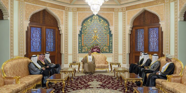 السياسةُ الخارجيّة لسلطنة عُمان.. جسرٌ للتواصل يقوم على مبدأ التعاون والتفاهم
