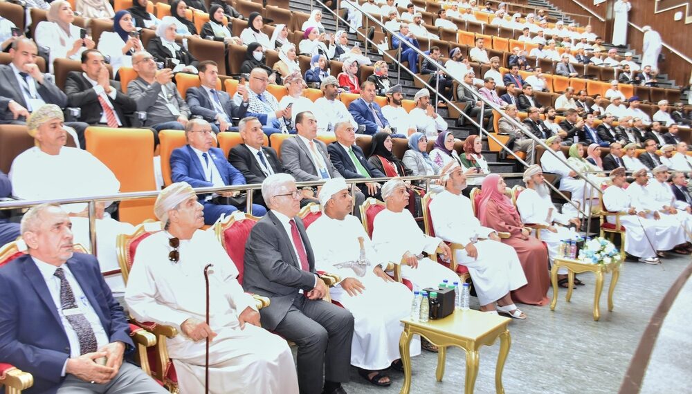 افتتاح الملتقى الطلابي الإبداعي العربي بولاية صحار