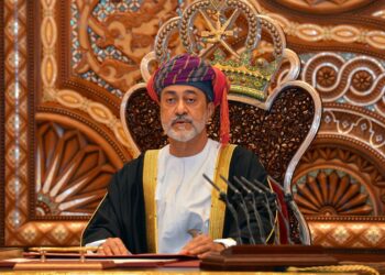 جلالة السلطان المعظم يفتتح دور الانعقاد السّنوي الأول للدورة الثامنة لمجلس عُمان