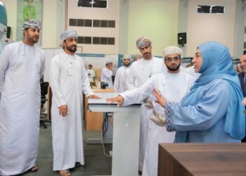  “وزيرة التعليم العالي “ ترعى فعالية يوم البحث العلمي بجامعة نزوى 