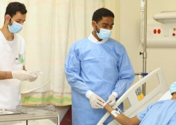 أكثر من مليار ريال عُماني.. القيمة المضافة بالأسعار الجـارية لنشاط الصحة في سلطنة عُمان بنهاية 2022