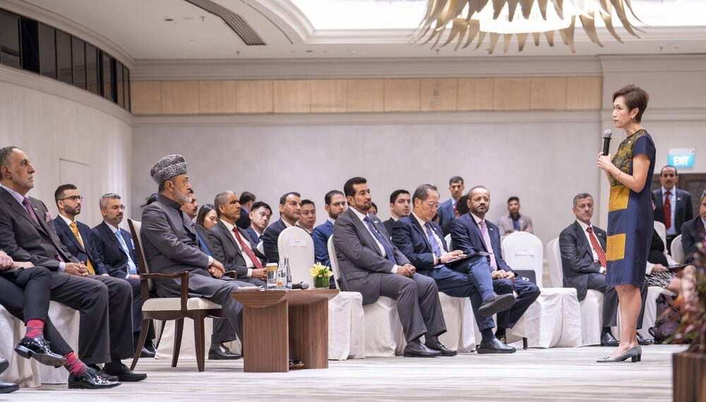 جلالةُ السُّلطان المعظم يطّلع على الجهود السنغافورية في الاستفادة من التكنولوجيا واستشراف المستقبل 1 جلالةُ السُّلطان المعظم يطّلع على الجهود السنغافورية في الاستفادة من التكنولوجيا واستشراف المستقبل