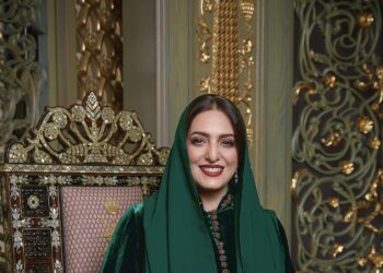 السيدة الجليلة تزور الكويت لتقديم التعازي في وفاة الشيخ نواف الأحمد