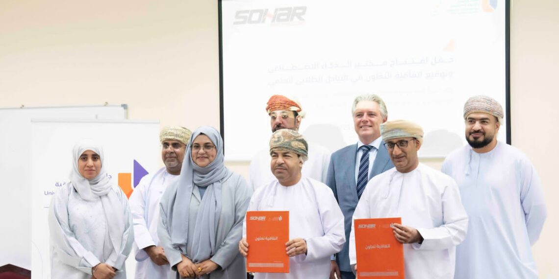 جامعة التقنية والعلوم التطبيقية بصحار تدشن مختبر الذكاء الاصطناعي بالتعاون مع ميناء صحار والمنطقة الحرة