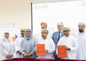 جامعة التقنية والعلوم التطبيقية بصحار تدشن مختبر الذكاء الاصطناعي بالتعاون مع ميناء صحار والمنطقة الحرة