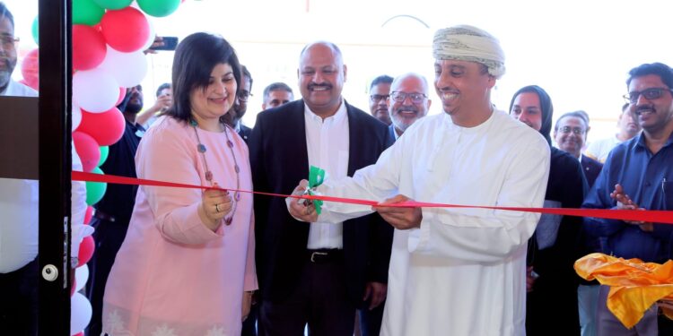 سبار عمان تفتتح فرعها الـ 28 بحدائق المنى في بوشر 1 سبار عمان تفتتح فرعها الـ 28 بحدائق المنى في بوشر