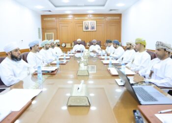 استعراض الخطط الاستراتيجية لوزارة والاوقاف والشؤون الدينية ومستهدفات رؤية عمان 2040