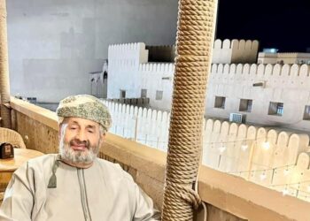 نزوى واللَّيْلُ والصُّوَرُ