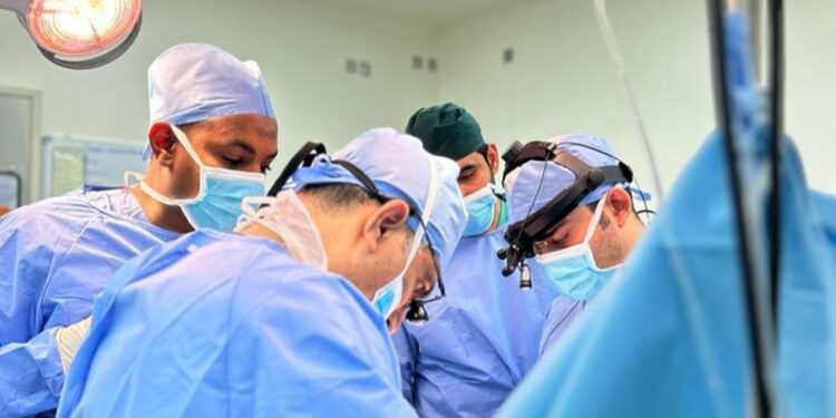 نجاح أول عملية زراعة كلية ذاتية في سلطنة عُمان 1 نجاح أول عملية زراعة كلية ذاتية في سلطنة عُمان