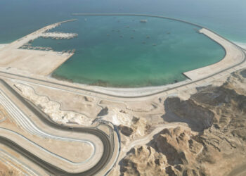 فبراير المُقبل.. الافتتاح الرسمي لميناء الصيد البحري متعدد الأغراض بالدقم