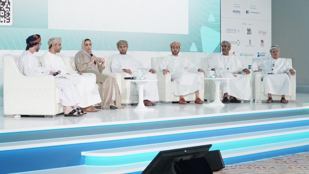 فعالياته تتواصل لليوم الثاني على التوالي.. منتدى صحار للاستثمار يبحث فرص وممكنات الاستثمار 3 919e839a 68e1 4b7d aea6 e251178ae8aa