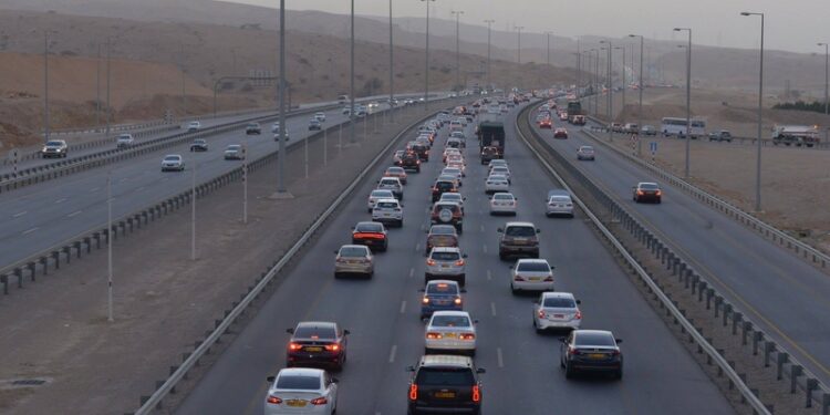 4 بالمائة ارتفاعٌ بالمركبات المسجلة بسلطنة عُُمان 1 4 بالمائة ارتفاعٌ بالمركبات المسجلة بسلطنة عُُمان