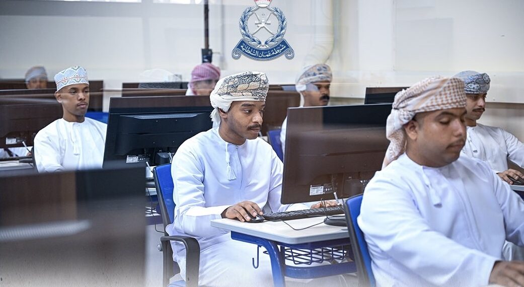الشرطة تستقبل دفعة جديدة من المواطنين و المواطنات