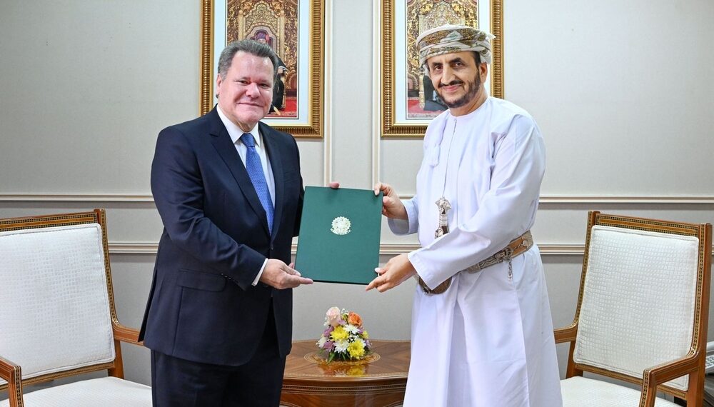 وكيل الخارجية للشؤون السياسية يتسلّم نسخا من أوراق اعتماد سفراء البرازيل وأوزبكستان وإيران