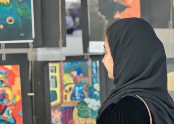 الخميس القادم.. مجموعة عزان بن قيس التعليمية تقيم معرضًا فنيًا للأعمال الخيرية في مسقط مول
