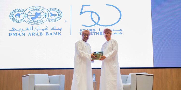 عُمان العربي ينظم بنجاح ورشة التحول المصرفي باستضافة سعادة حمود الزدجالي