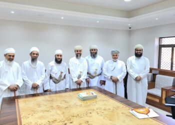 العمانية للعناية بالقرآن تعقد لقاءً مع فضيلة الشيخ الدكتور مساعد المفتي العام لسلطنة عمان