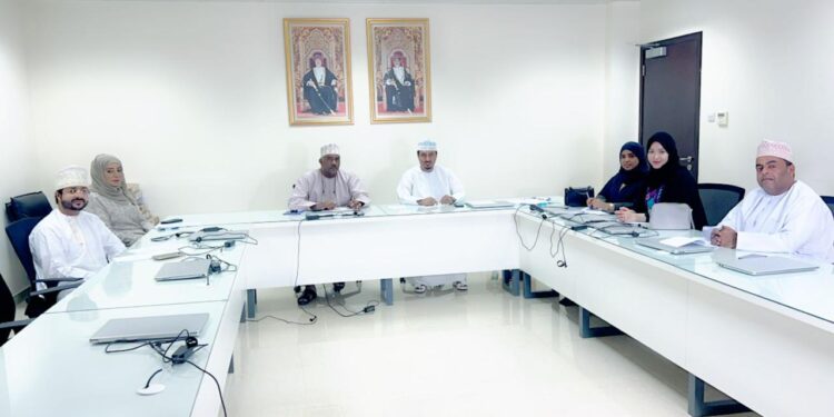 لجنة العلاقات الخارجية والتعاون الدولي تعقد اجتماعها الأول وتبحث تعزيز الحضور العماني إقليمياً وعالميا 1 لجنة العلاقات الخارجية والتعاون الدولي تعقد اجتماعها الأول وتبحث تعزيز الحضور العماني إقليمياً وعالميا