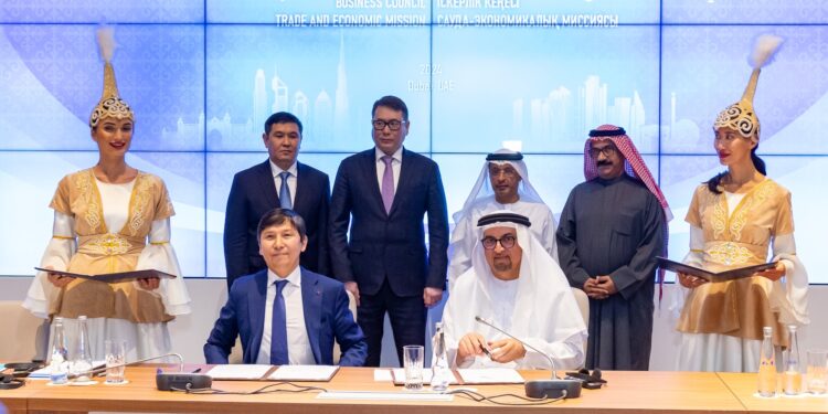 وزير التجارة الكازاخي يشهد اللقاء الأول لمجلس الأعمال المشترك