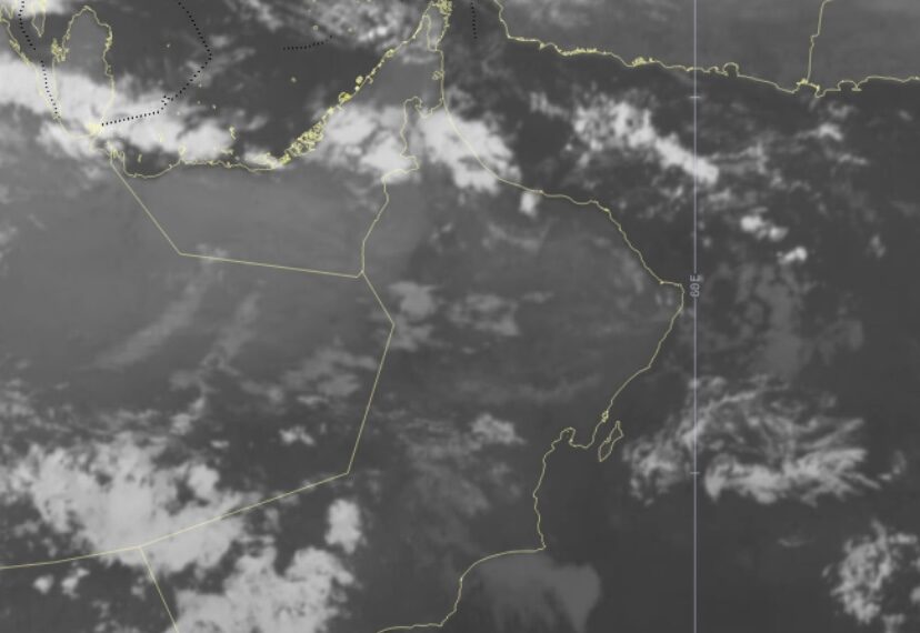 الطقس.. فرص لهطول أمطار متفرقة