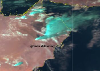 نشاط الخلايا الرعدية وهطول أمطار غزيرة وجريان الأودية على هذه المحافظات