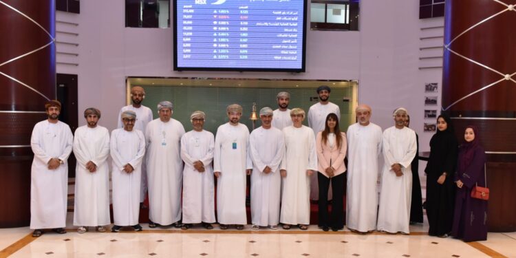 “بورصة مسقط” تحتفل بقرع الجرس بتعيين “أوكيو” مزودًا للسيولة لشركة أبراج لخدمات الطاقة وأوكيو لشبكات الغاز