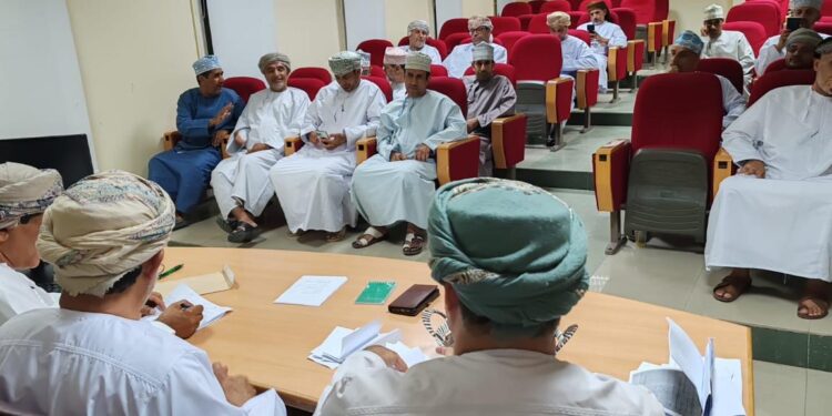 “لجنة الصحفيين” بمحافظتي الداخلية والوسطى تختار “علي البوسعيدي” رئيساً ومبارك الحرسوسي نائباً