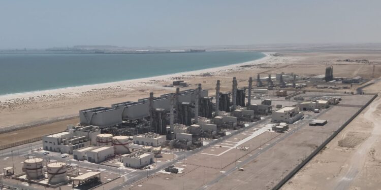 مرافق تعلن تخفيض انبعاثات ثاني أكسيد الكربون بالدقم