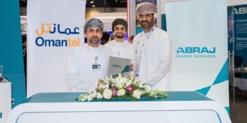 عمانتل وأبراج لخدمات الطاقة توقعان اتفاقية لحلول خدمات الاتصالات وتقنية المعلومات في مجال إدارة الموارد البشرية وتطوير الأداء
