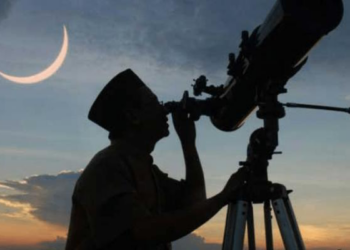 “الأوقاف” تدعو الجميع لتحري رؤية هلال شهر شوال