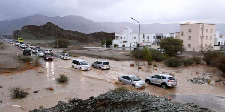 تنبيه رقم “2” بغزارة الأمطار المتوقعة 1 تنبيه رقم “2” بغزارة الأمطار المتوقعة