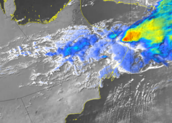 فرص لهطول أمطار متفاوتة الغزارة والرعدية أحيانًا على هذه المحافظات