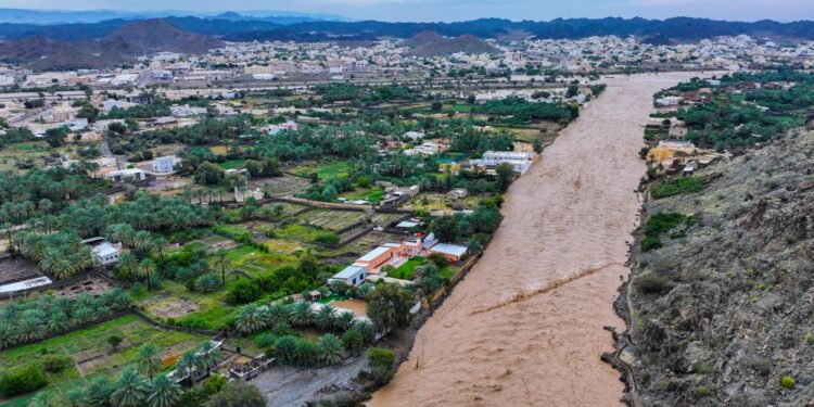 غدًا.. ذروة الحالة الجوية التي تؤثر على بعض محافظات سلطنة عُمان