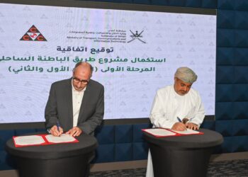 بحوالي 79 مليون ريال .. توقيع اتفاقية استكمال المرحلة الأولى لمشروع طريق الباطنة الساحلي