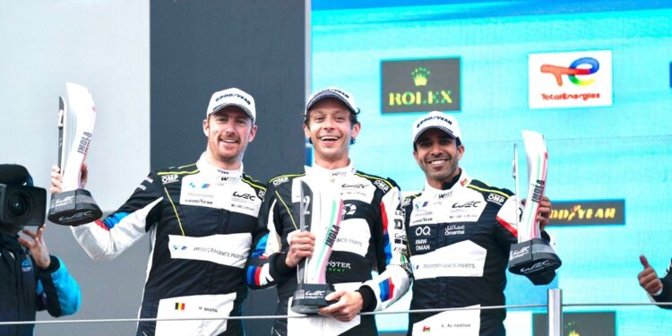 المُتسابق أحمد الحارثي يحقق المركز الثاني في سباق إيطاليا للتحمّل 