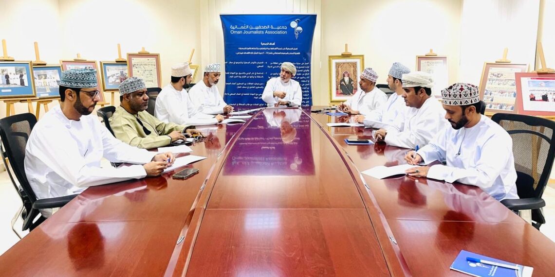 لجنة الاعلام الرياضي بـ “الصحفيين” تضع خارطة برامجها للمرحلة المقبلة 1 لجنة الاعلام الرياضي بـ “الصحفيين” تضع خارطة برامجها للمرحلة المقبلة