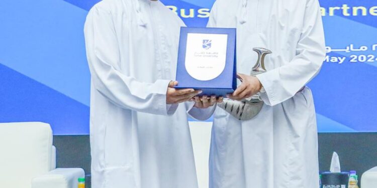 Zubair Enterprises Development Centre Honoured at Sohar University’s Business Partners Gathering