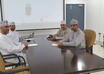 لجنة الصحفيين لمحافظتي الداخلية والوسطى تعقد اجتماعها الأول