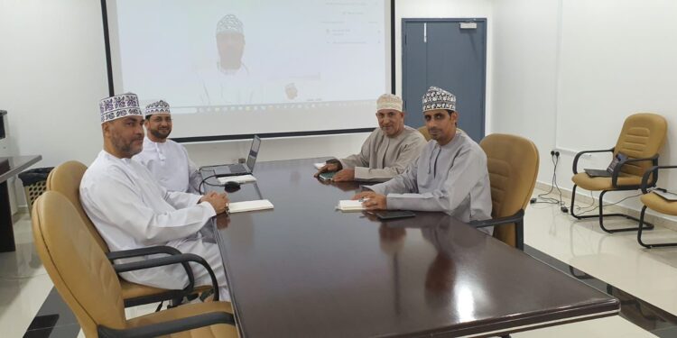 لجنة الصحفيين لمحافظتي الداخلية والوسطى تعقد اجتماعها الأول