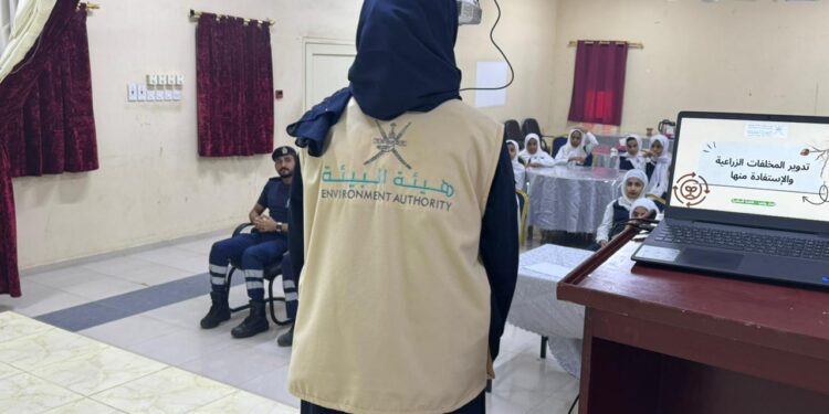 تنفيذ ورشة عمل بعنوان “تدوير المخلفات الزراعية وطرق الإستفادة منها” بالسويق