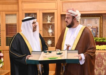 البرلمانُ العربيُّ يمنح جلالةَ السُّلطان المعظم /وسام القائد/ تقديرًا لجهود جلالتِه في خدمة قضايا الأمّة العربيّة