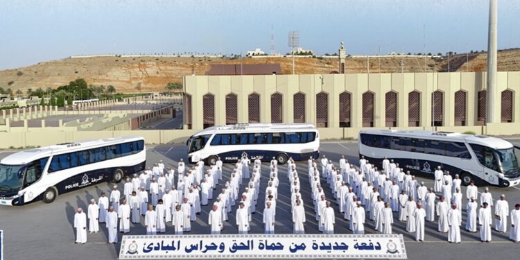 الشرطة توظف دفعة جديدة من المواطنين 1 الشرطة توظف دفعة جديدة من المواطنين