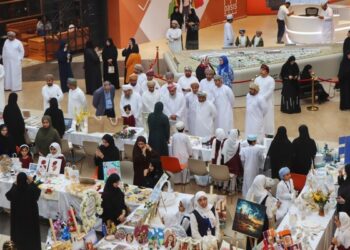 افتتاح معرض الصناعات الإبداعية في الفنون التشكيلية بشمال الباطنة