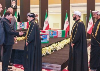 بتكليفٍ سامٍ.. وفدٌ رسمي ينقل تعازي جلالة السلطان المعظم إلى الرئيس التنفيذي المكلّف بالجمهورية الإسلامية الإيرانية