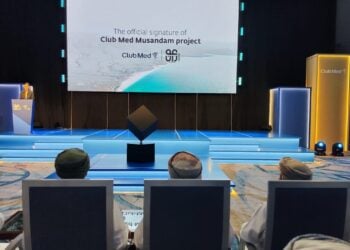 مجموعة عُمران توقّع اتفاقية لتطوير منتجع Club Med بمحافظة مسندم