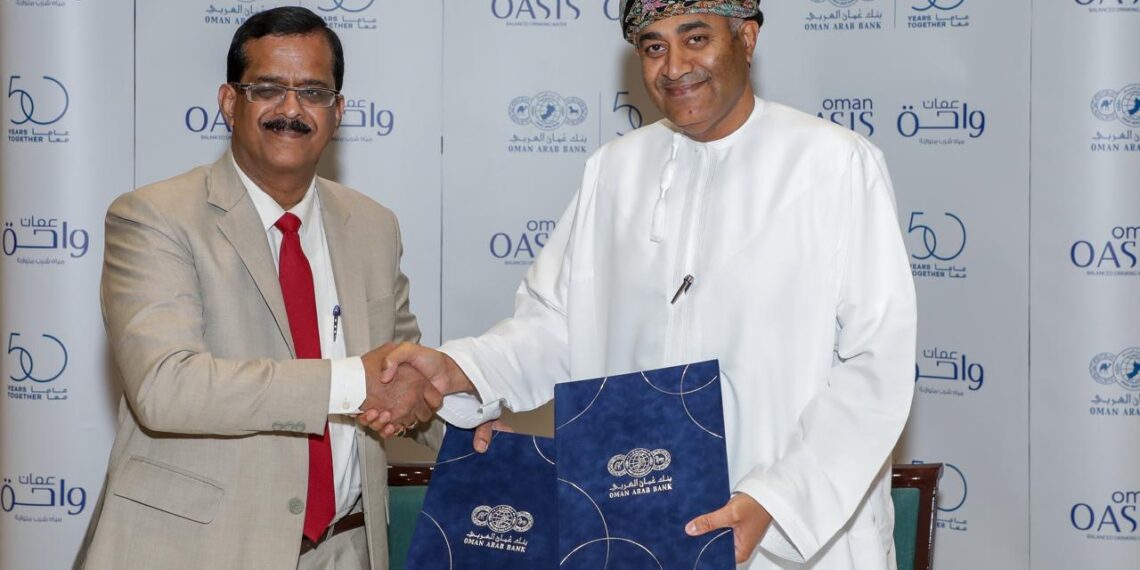 Oasis Water Company and Oman Arab Bank Forge Strategic Alliance to Transform Payment Solutions 1 مياه الواحة تعلن عن شراكة استراتيجية مع بنك عمان العربي لإطلاق منظومة جديدة في حلول الدفع