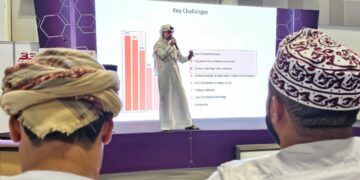 مركز الزبير لتطوير المؤسسات يشارك في معرض كومكس 2024