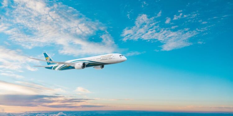 الطيران العماني يطّور خدمات الحجز الإلكترونية لوكلاء السفر عبر شراكته مع أكسيليا العالمية