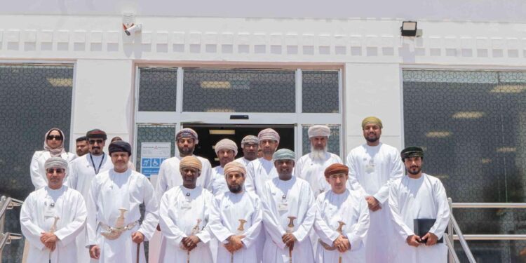 بنك مسقط يحتفل رسمياً بانتقال فرع جعلان بني بو علي لموقع جديد